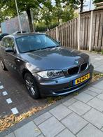 BMW 1-Serie 2.0 118I 5DR 2007 Grijs clima xenon leer, 65 €/maand, Achterwielaandrijving, 1995 cc, 1200 kg
