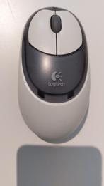 Logitech cordless mouse met receiver PS/2 en Com poort., Ophalen of Verzenden, Logitech