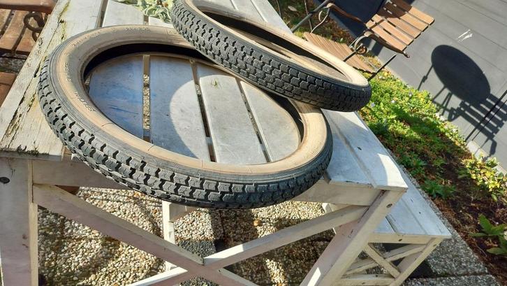 Oldtimer bromfiets banden, Fietsen en Brommers, Brommeronderdelen | Oldtimers, Gebruikt, Overige merken, Overige typen, Ophalen of Verzenden