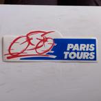 Leuke sticker.   PARIS TOURS.        Wielrennen., Verzamelen, Ophalen of Verzenden, Zo goed als nieuw, Overige typen