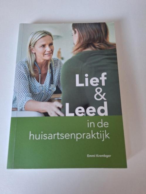 Emmi Krembger - Lief & Leed in de huisartsenpraktijk, Boeken, Overige Boeken, Zo goed als nieuw, Ophalen of Verzenden