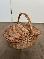Mand riet, Ophalen of Verzenden, Zo goed als nieuw, Rond, Riet