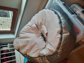 Baby zitzak doomoo beschikbaar voor biedingen