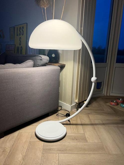Vloerlamp, Elio Martinelli Serpente, Huis en Inrichting, Lampen | Vloerlampen, Zo goed als nieuw, 150 tot 200 cm, Kunststof, Metaal