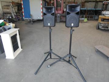 te koop aangeboden yamaha stagepas 400i beschikbaar voor biedingen