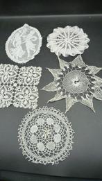 5 vintage kanten kleedjes, Antiek en Kunst, Ophalen of Verzenden