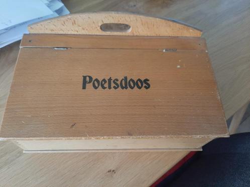 Poetsdoos hout -Mooie staat (ook leuke opbergdoos), Hobby en Vrije tijd, Overige Hobby en Vrije tijd, Gebruikt, Ophalen
