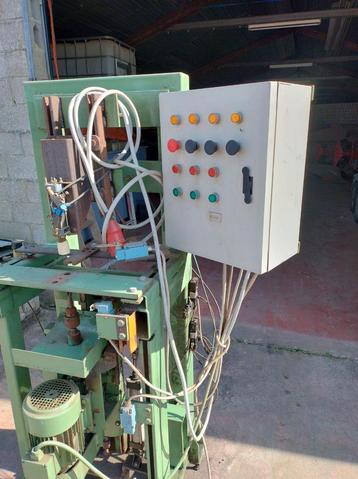 Kolomboormachine. Automatisch en pneumatische. Combi aggrega beschikbaar voor biedingen