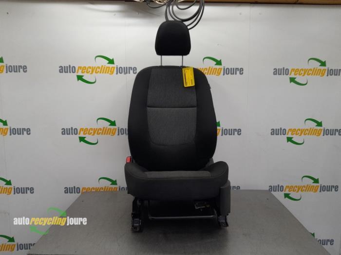 Stoel links van een Kia Picanto, Auto-onderdelen, Interieur en Bekleding, Kia, Gebruikt, 3 maanden garantie