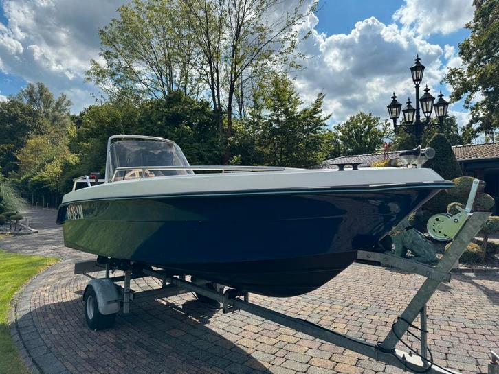 Console boot met motor en trailer (vaarklaar), Watersport en Boten, Sloepen, 3 tot 6 meter, Buitenboordmotor, Benzine, Polyester