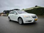 Opel Insignia Sports Tourer 2.0 CDTI Cosmo, Auto's, Opel, Voorwielaandrijving, Euro 5, Stof, Zwart