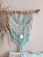 Turquoise/zandkleur macrame wandhanger, Ibiza stijl., Ophalen of Verzenden, Zo goed als nieuw