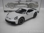 Porsche 911 Dakar 2022 Licht Grijs Metallic 1/18 Minichamps, Hobby en Vrije tijd, Modelauto's | 1:18, Ophalen of Verzenden, Nieuw