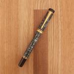 Parker Duofold International Green Marble vulpen, Parker, Met doosje, Ophalen of Verzenden, Zo goed als nieuw