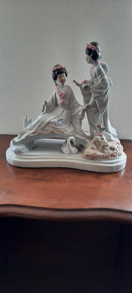 Prachtig Japans gesigneerd (antiek?) beeld voor 50 euro, Antiek en Kunst, Kunst | Beelden en Houtsnijwerken, Ophalen