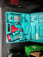 Makita Schroefboormachine met 2 Accu's, Doe-het-zelf en Verbouw, Gereedschap | Boormachines, Ophalen of Verzenden, Gebruikt, Boor- en Schroefmachine