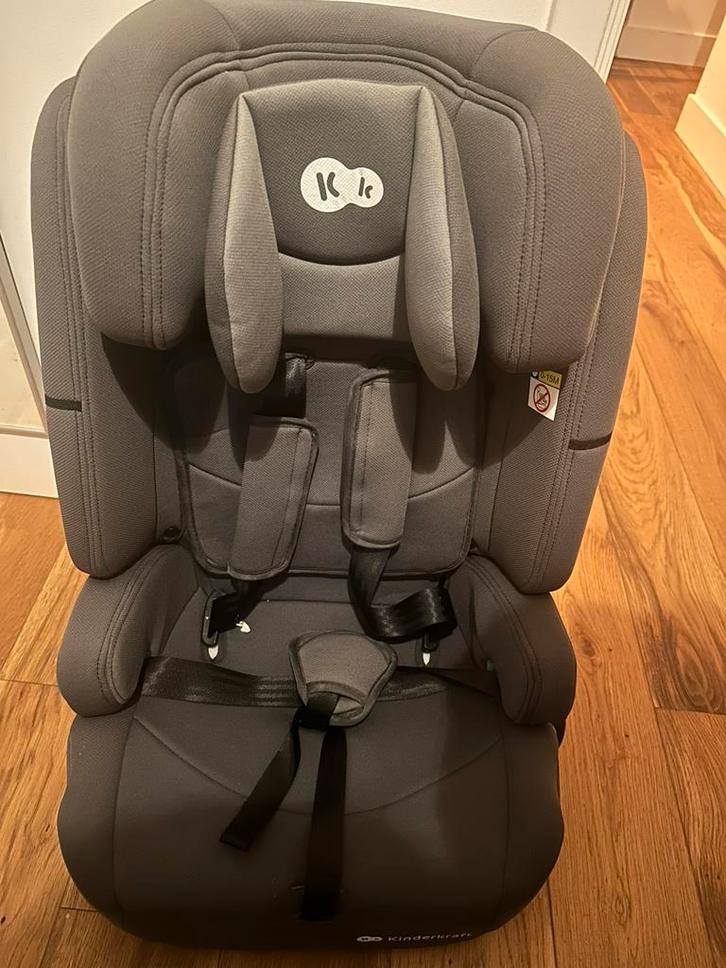 Kinderkraft autostoel z.g.a.n., Kinderen en Baby's, Autostoeltjes, Zo goed als nieuw, Overige merken, 15 t/m 36 kg, Isofix, Ophalen