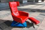 Leolux design Elixer Relax fauteuil + hocker rood leer, Ophalen, 75 tot 100 cm, Zo goed als nieuw, Metaal