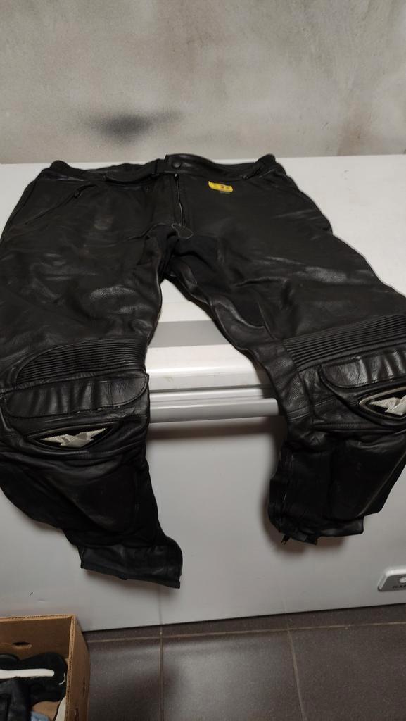 Motorbroek heren maat uk 42, Motoren, Kleding | Motorkleding, Broek | leer, Heren, Tweedehands, Ophalen of Verzenden