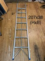 Invouwbare ladder, Ophalen, Zo goed als nieuw