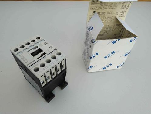 Relais magneetschakelaar Eaton DIL M9-01 nieuw 110 Volt AC, Hobby en Vrije tijd, Elektronica-componenten, Nieuw, Ophalen of Verzenden