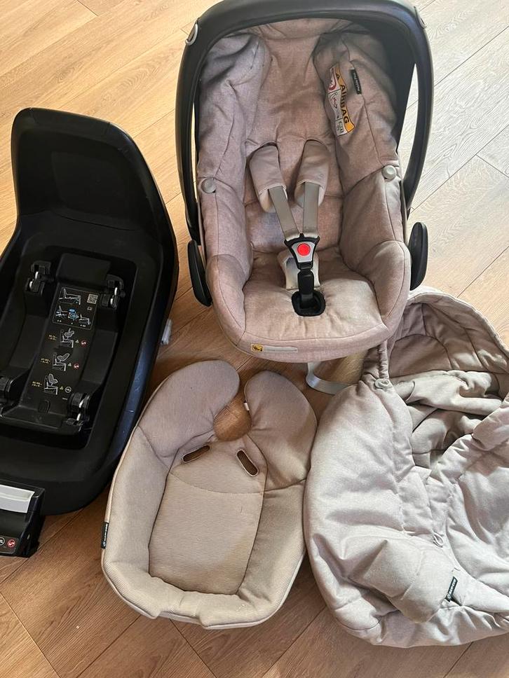 Maxi cosi pebble plus zandkleur + isofix 2way familybase, Kinderen en Baby's, Autostoeltjes, Gebruikt, Maxi-Cosi, 0 t/m 13 kg