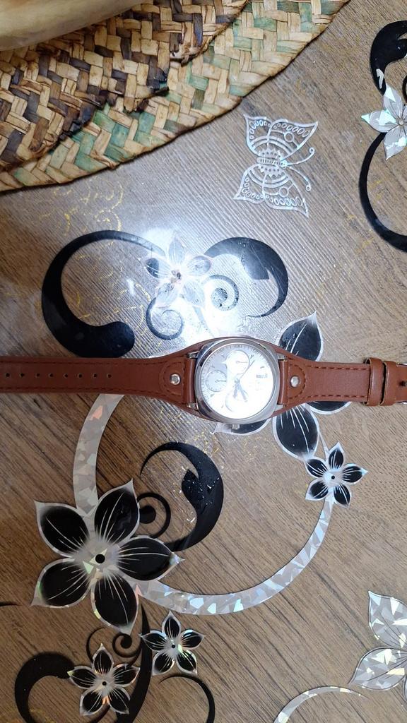 Klassiek horloge - Goede kwaliteit, lage prijs!, Sieraden, Tassen en Uiterlijk, Horloges | Heren, Gebruikt, Polshorloge, Overige merken