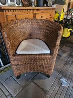 Mooi rieten kuipstoel met kussen, Ophalen, Bruin, Zo goed als nieuw, Eén