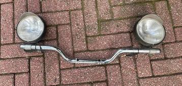 Vintage Autolampen Set met Beugel beschikbaar voor biedingen