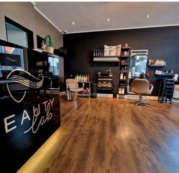 Kapperstoel Schiedam  beschikbaar voor biedingen