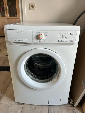 Wasmachine Intuition 6kg - Goed Werkend! beschikbaar voor biedingen