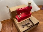 Unieke Vintage Kindernaaimachine Jaren '60 (Duits) Compleet!, Antiek en Kunst, Antiek | Speelgoed, Ophalen of Verzenden