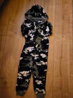 Onesie jongen met print maat 104/110., Kinderen en Baby's, Kinderkleding | Maat 110, Ophalen, Nacht- of Onderkleding, Gebruikt