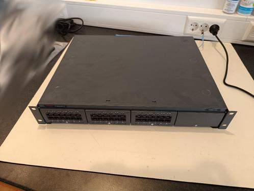 Avaya IP Office500V2 Professionele VoIP- en Telefooncentrale, Telecommunicatie, Telefooncentrales, Gebruikt, Ophalen