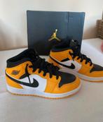 Air Jordan maat 36,5, Ophalen of Verzenden, Zo goed als nieuw, Schoenen