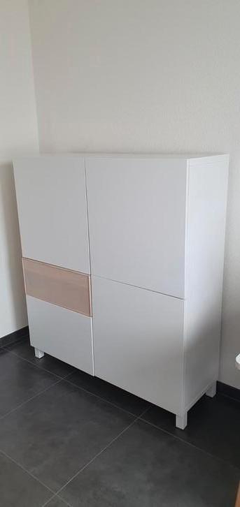 Kast IKEA kast modern.