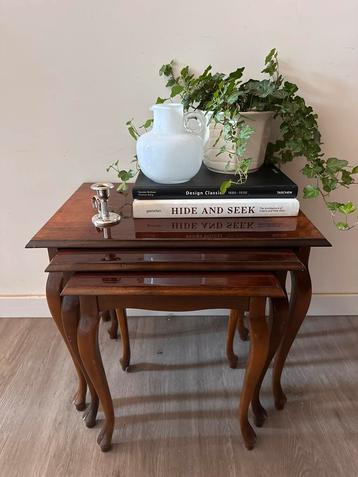Nesting tables set van 3 beschikbaar voor biedingen