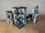 Lego City Politiebureau 60141, Ophalen of Verzenden, Zo goed als nieuw