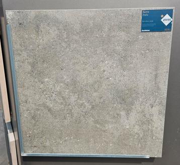 keramische tegels 60x60x3cm beschikbaar voor biedingen