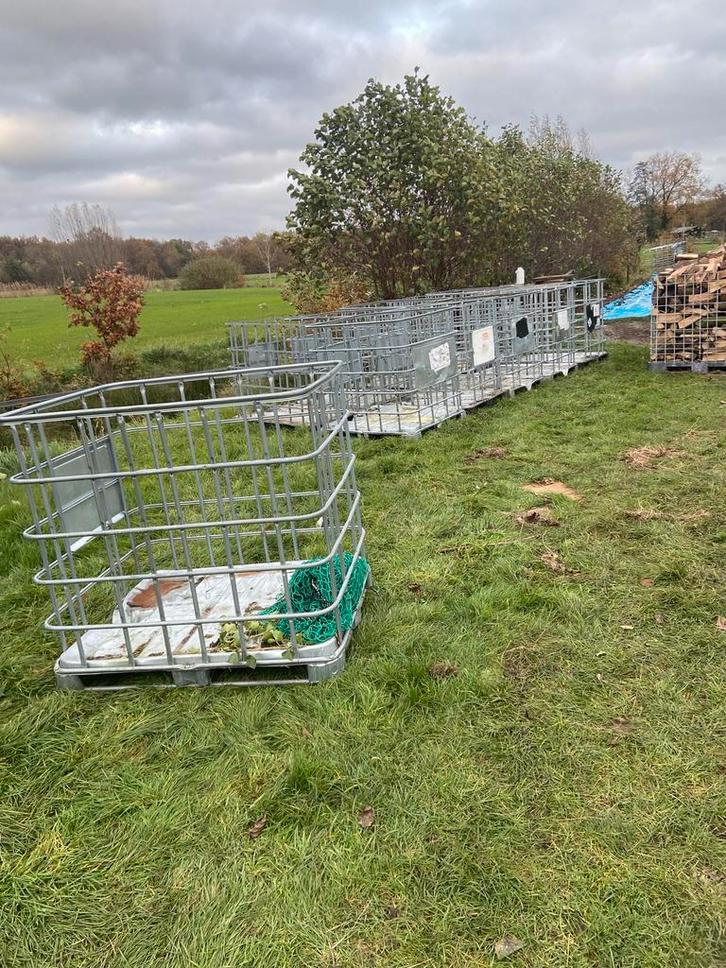 IBC met metalen bodem voor haardhout 2x prijs per stuk, Zakelijke goederen, Kantoor en Winkelinrichting | Magazijn, Stelling en Opslag