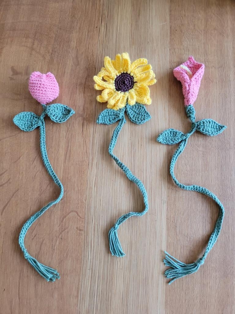 gehaakte boekenlegger calla, zonnebloem of tulp, Ophalen of Verzenden, Nieuw, Haken, Overige typen