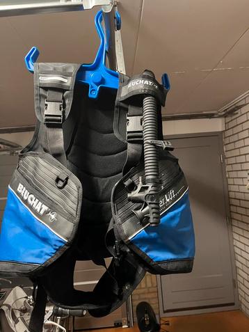 Beuchat Duikvest M/L beschikbaar voor biedingen