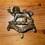Wo2 Britse Cap badge Herefordshire Light Infantry, Ophalen of Verzenden, Landmacht, Engeland, Embleem of Badge