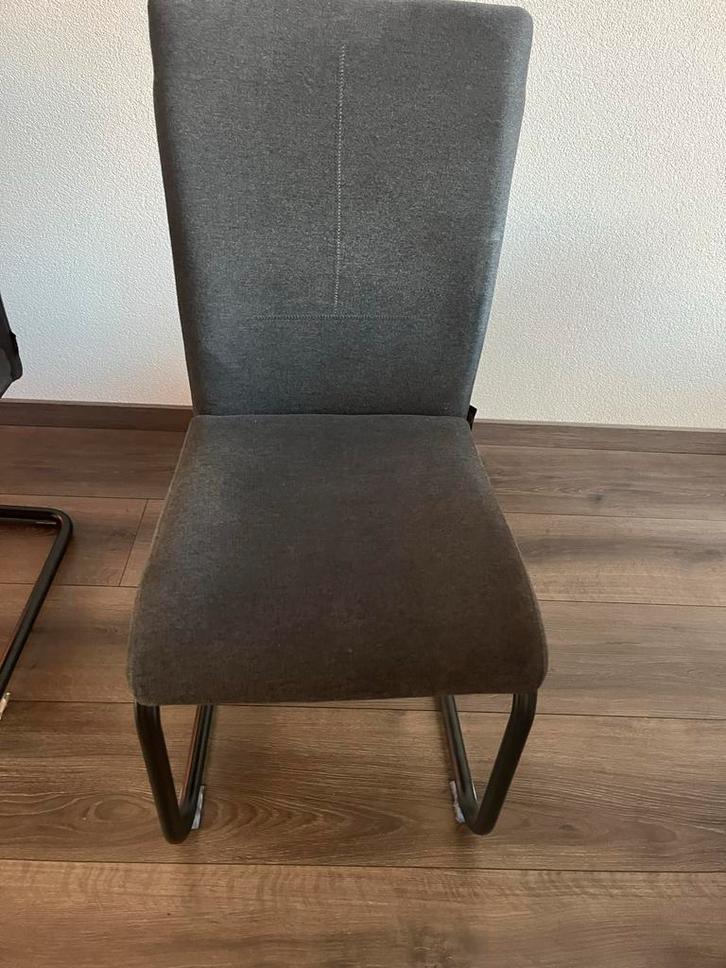 6 Henders & Hazel Swing Eetkamerstoelen Grijs, Huis en Inrichting, Stoelen, Gebruikt, Vijf, Zes of meer stoelen, Metaal, Grijs