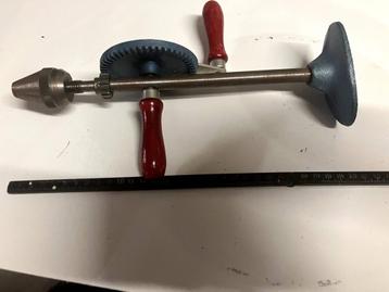 Vintage handboor of boorzwengel lengte 30 cm.  beschikbaar voor biedingen