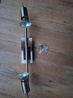 Spotje zilverkleurig met bevestigingsmateriaal, Metaal of Aluminium, Ophalen of Verzenden, Zo goed als nieuw, Led