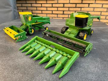 John Deere vintage combines Ertl 1/16 beschikbaar voor biedingen