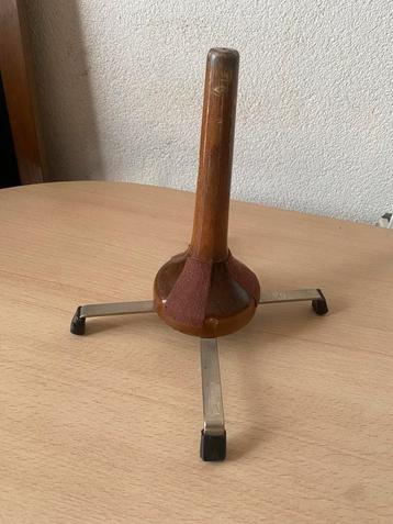 Trompetstandaard hout / ijzer - vintage / oud beschikbaar voor biedingen