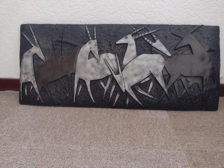 Uniek stenen wandpaneel – antilopen in kudde, Huis en Inrichting, Woonaccessoires | Schilderijen, Tekeningen en Foto's, Schilderij