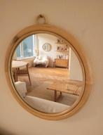 Grote vintage ronde bamboe rotan spiegel, Ophalen of Verzenden, Rond, 50 tot 75 cm, Minder dan 100 cm